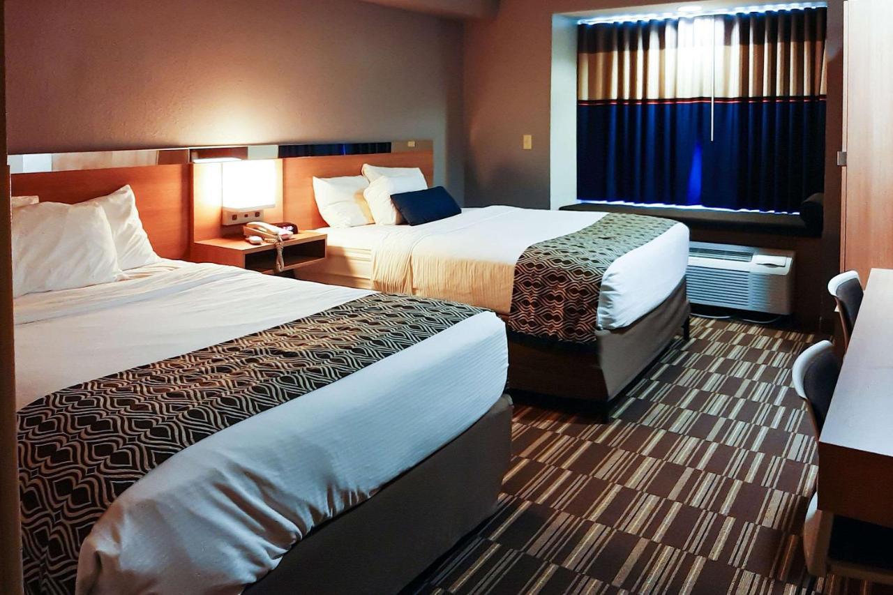Starkville Inn & Suites Eksteriør bilde